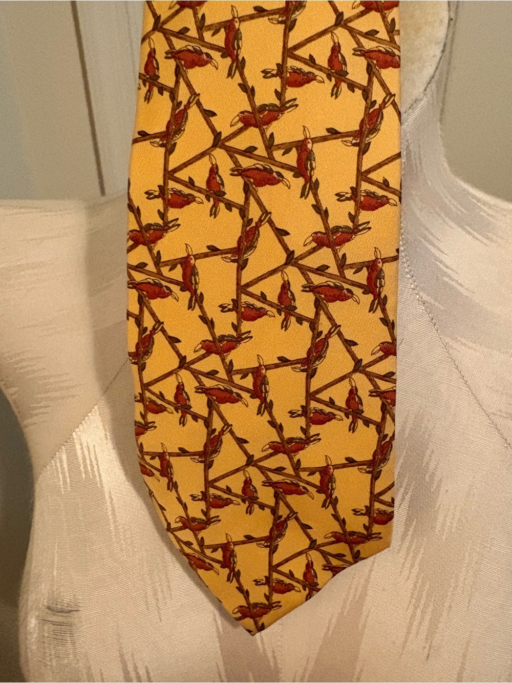 Salvatore Ferragamo Yellow Parrot Pattern  Tie vintage new $250